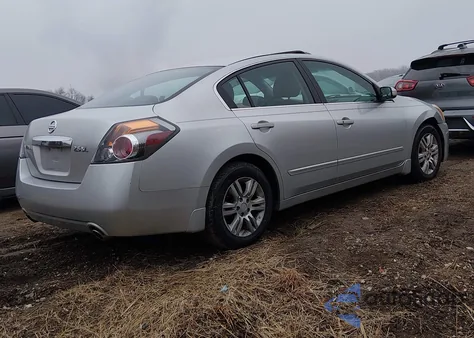 2010 Nissan Altima 2.5 S из США, поврежденный, VIN 1N4AL2AP1AC169162